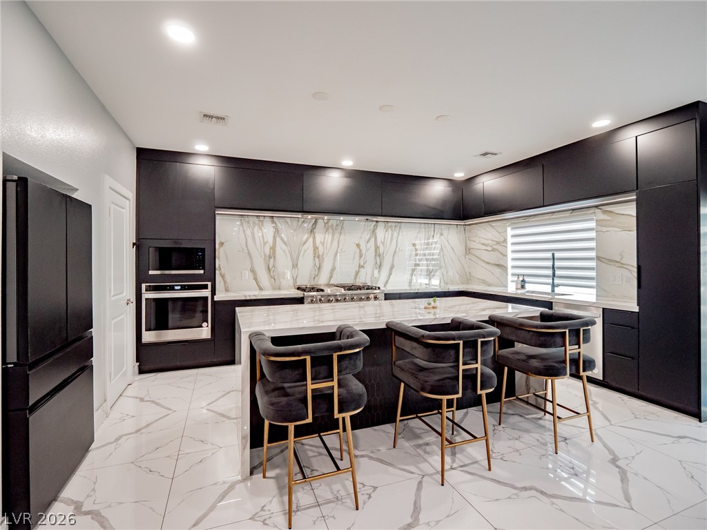 8485 Iron Heart Lane