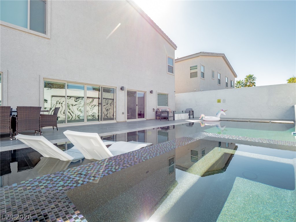 8485 Iron Heart Lane