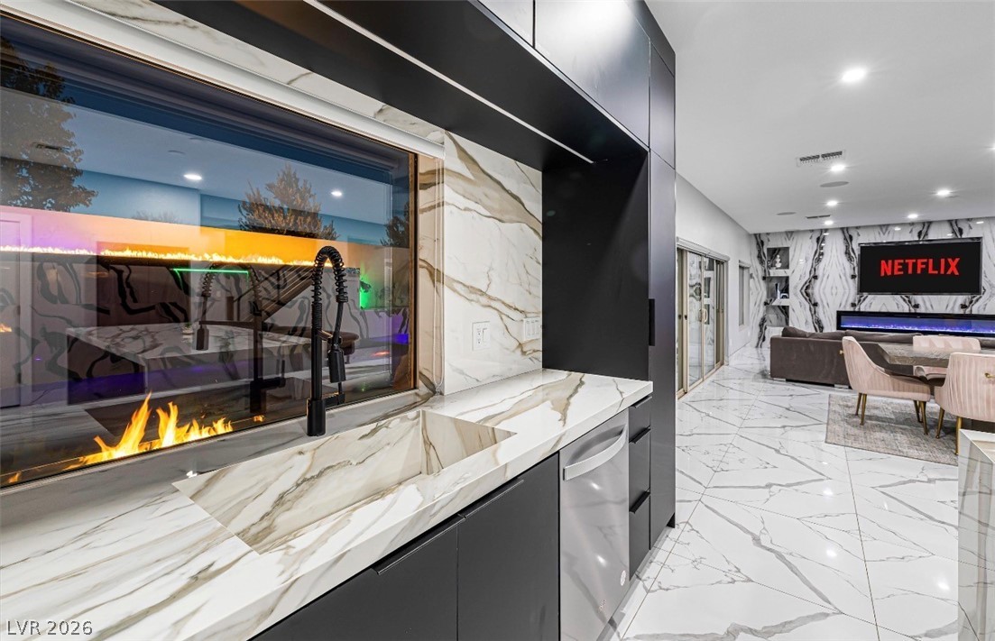 8485 Iron Heart Lane