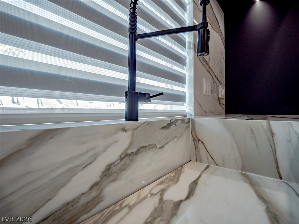 8485 Iron Heart Lane