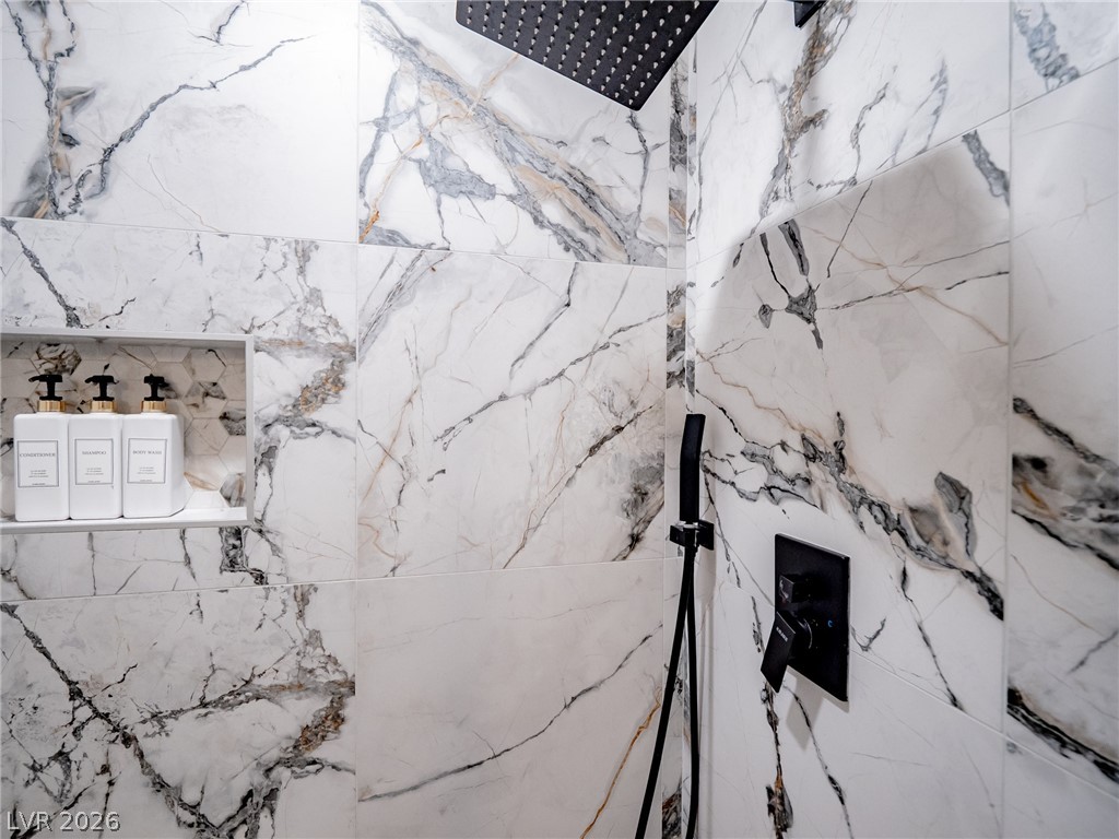 8485 Iron Heart Lane