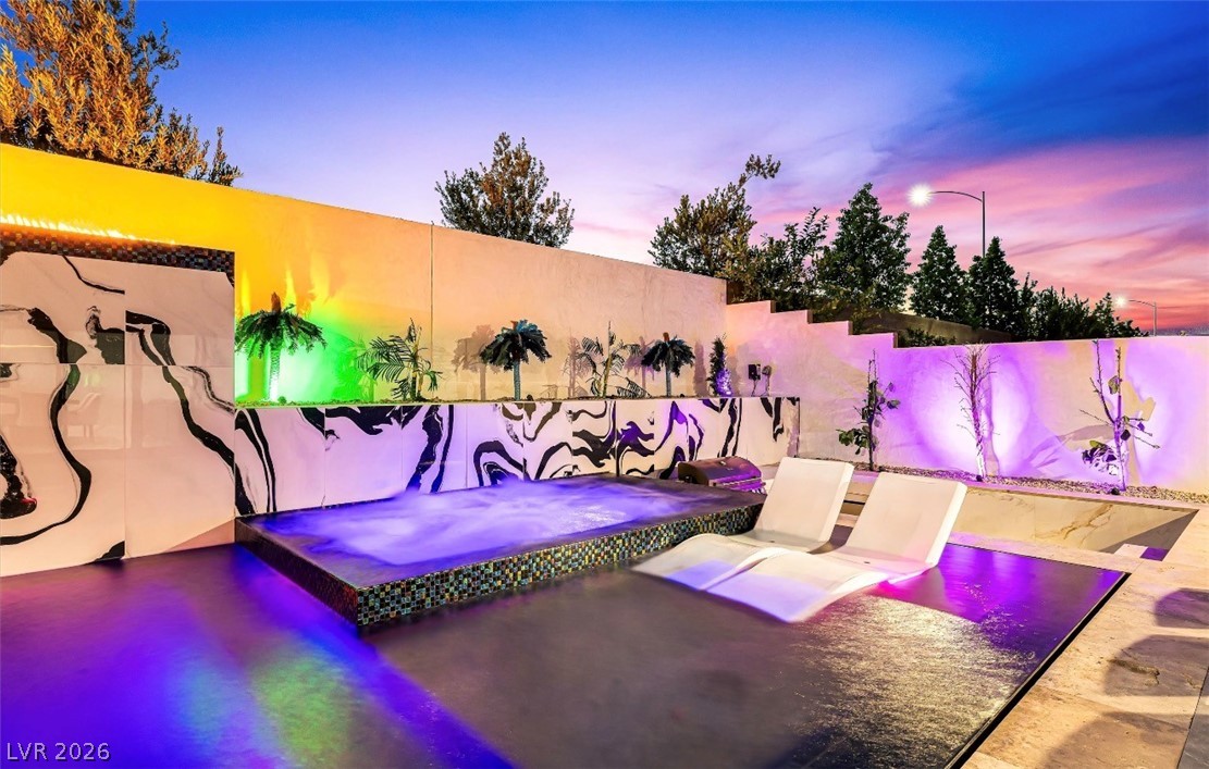 8485 Iron Heart Lane