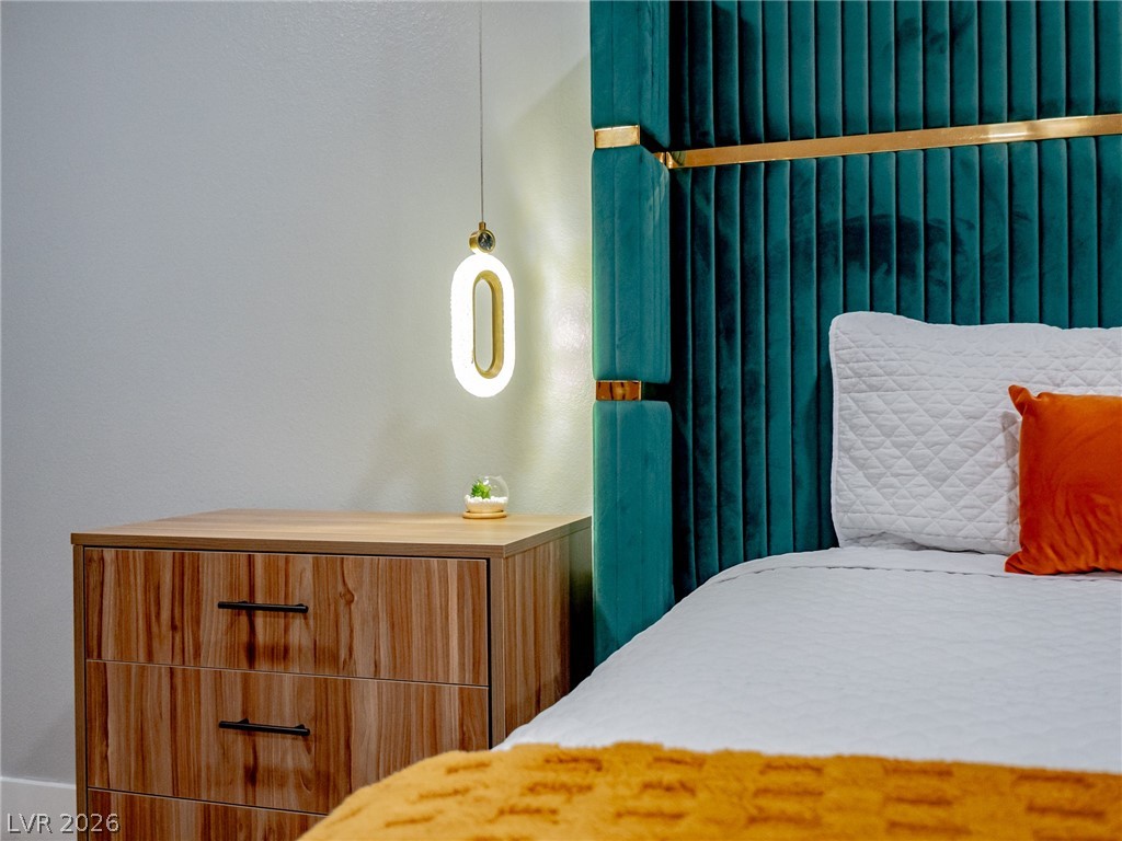 8485 Iron Heart Lane