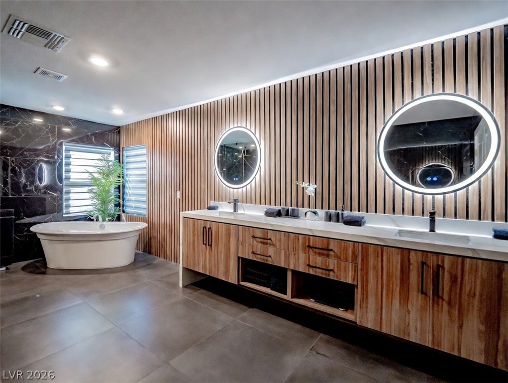 8485 Iron Heart Lane