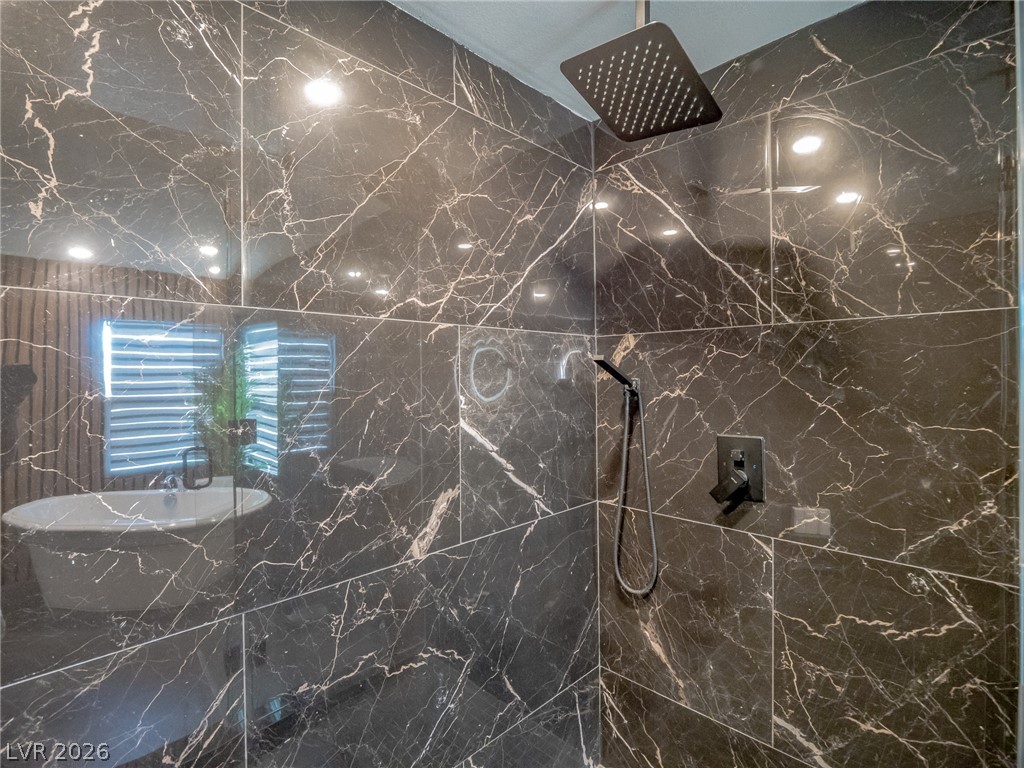 8485 Iron Heart Lane