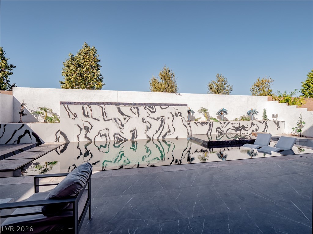 8485 Iron Heart Lane