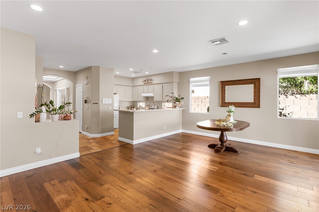 11440 Diveley Avenue