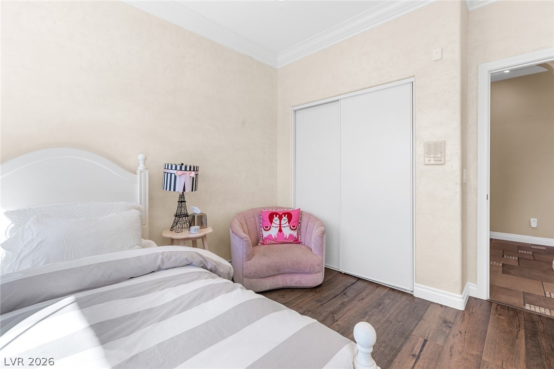 11440 Diveley Avenue