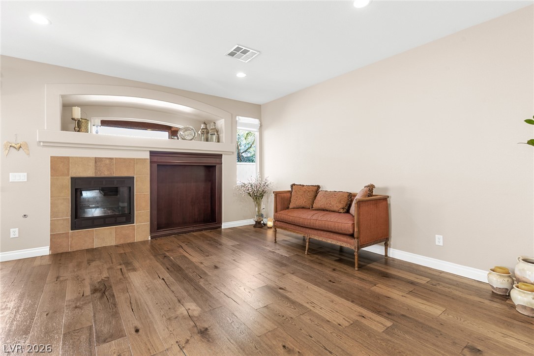 11440 Diveley Avenue