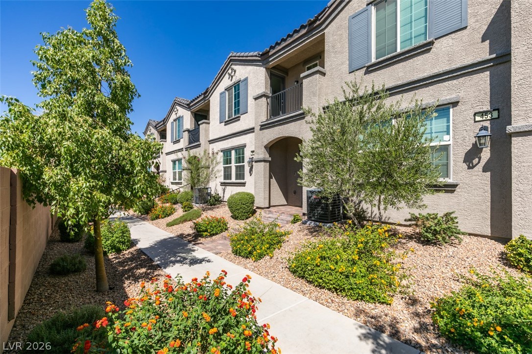 451 Filaree Place