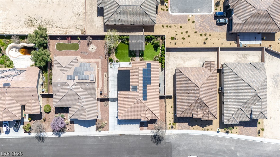 5761 East Badlands Lane