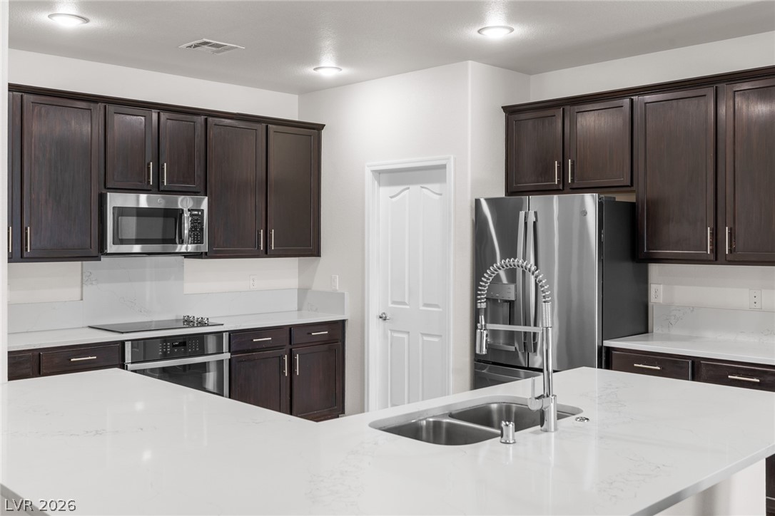 5761 East Badlands Lane