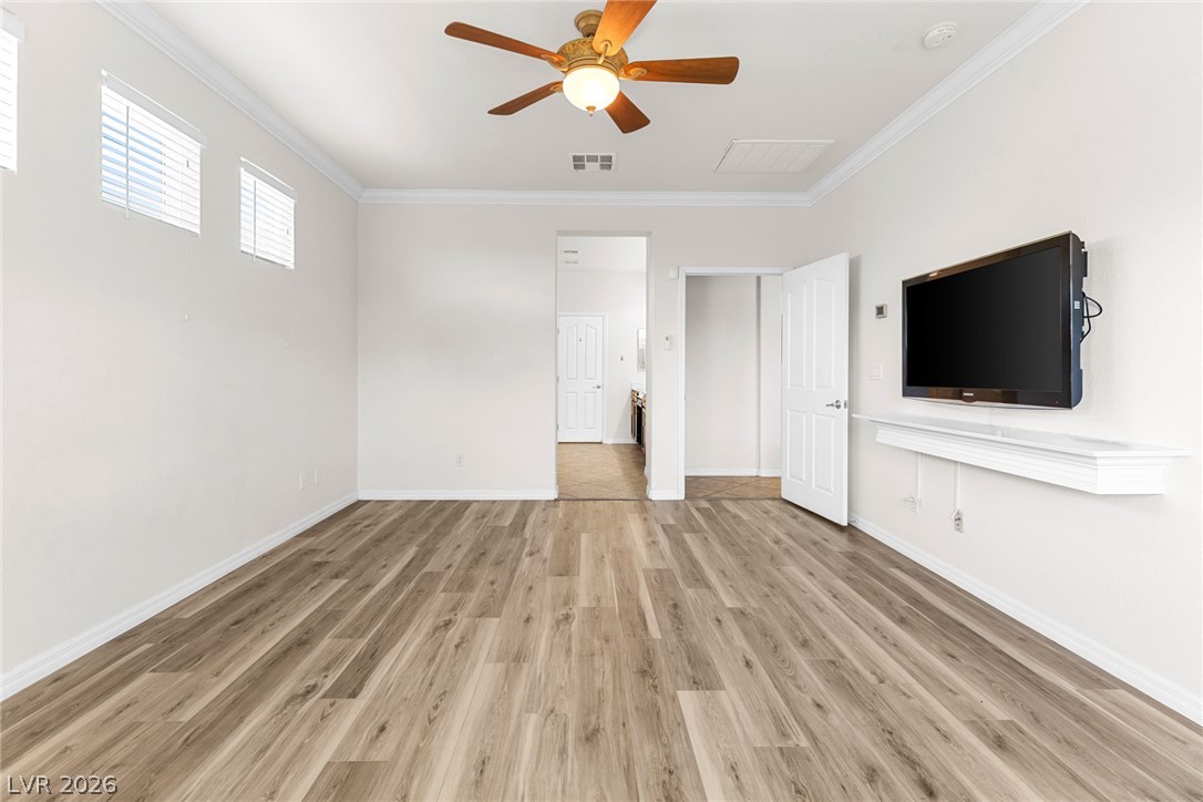 5761 East Badlands Lane