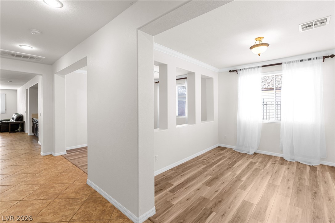 5761 East Badlands Lane