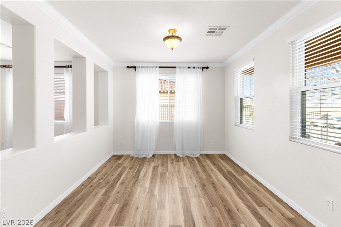 5761 East Badlands Lane