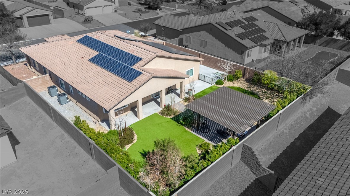 5761 East Badlands Lane