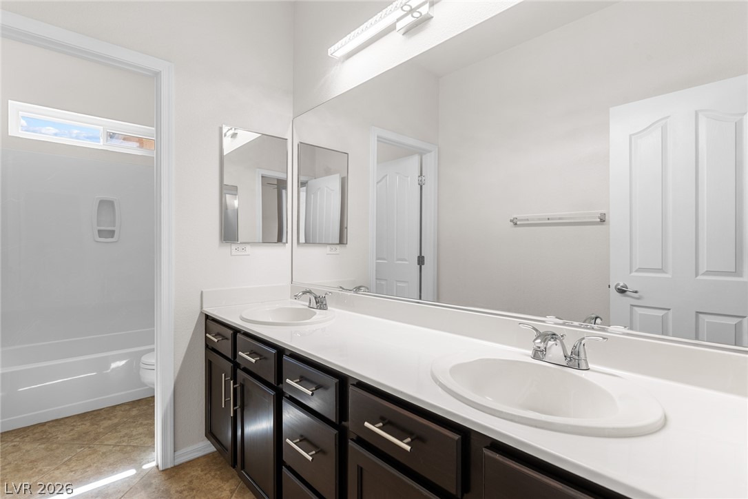 5761 East Badlands Lane