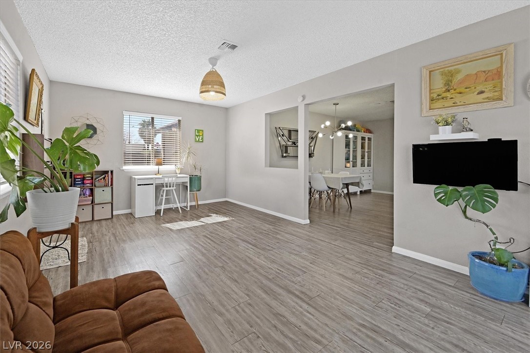 6808 Selkirk Circle