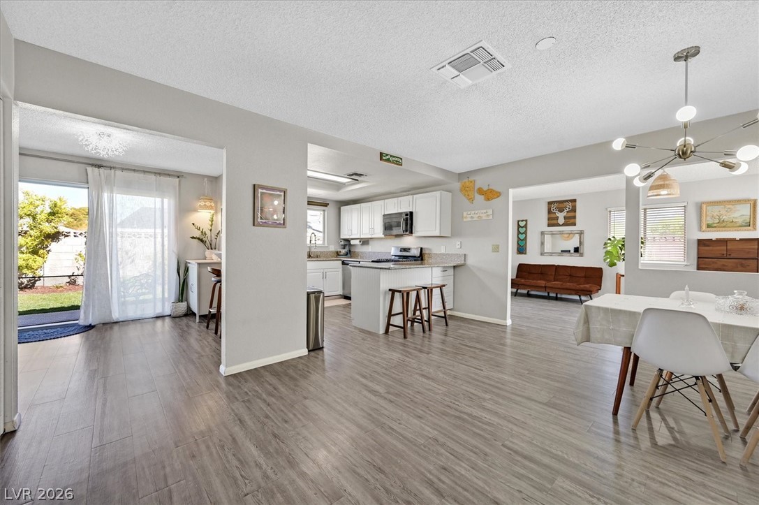 6808 Selkirk Circle