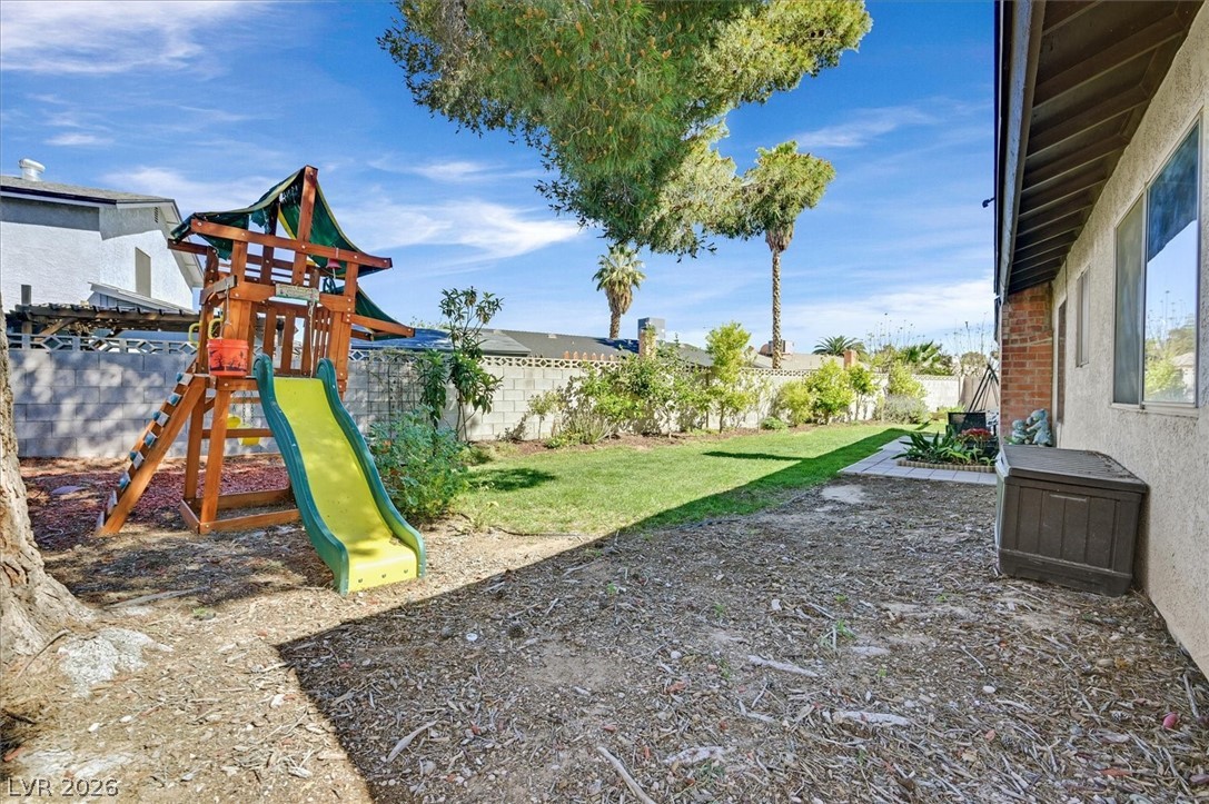 6808 Selkirk Circle