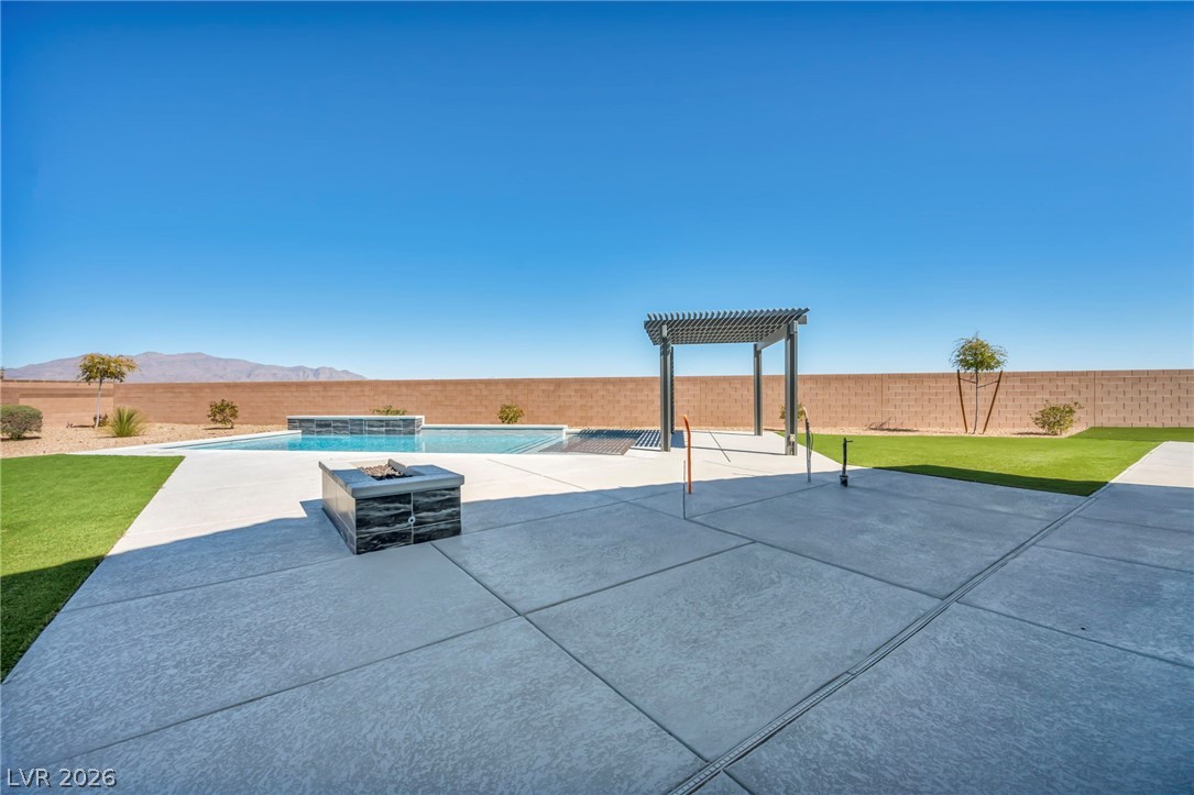 6390 Painted Creek Street