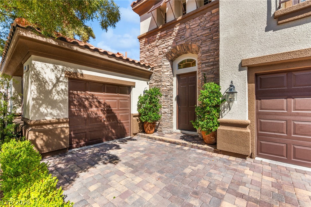 2745 Botticelli Drive