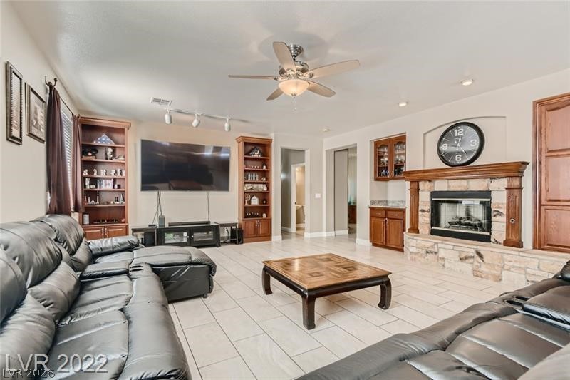 2255 Calistoga Court