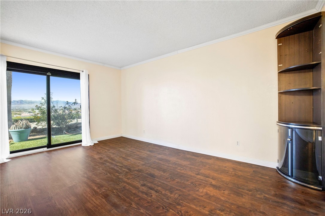 6744 Mountridge Drive