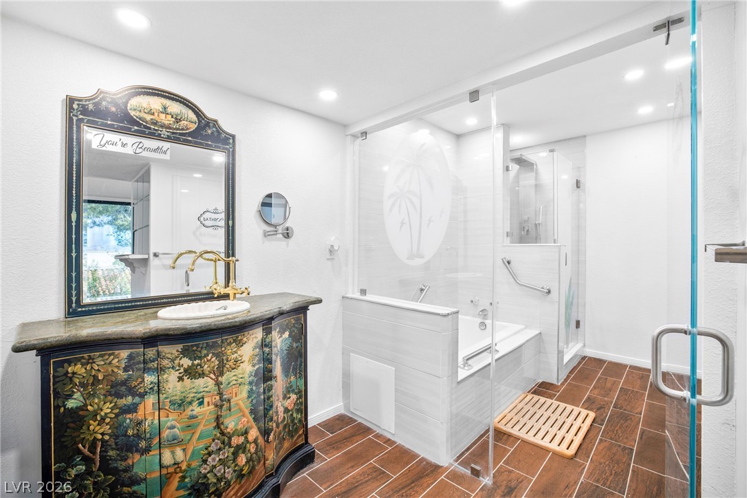 6744 Mountridge Drive