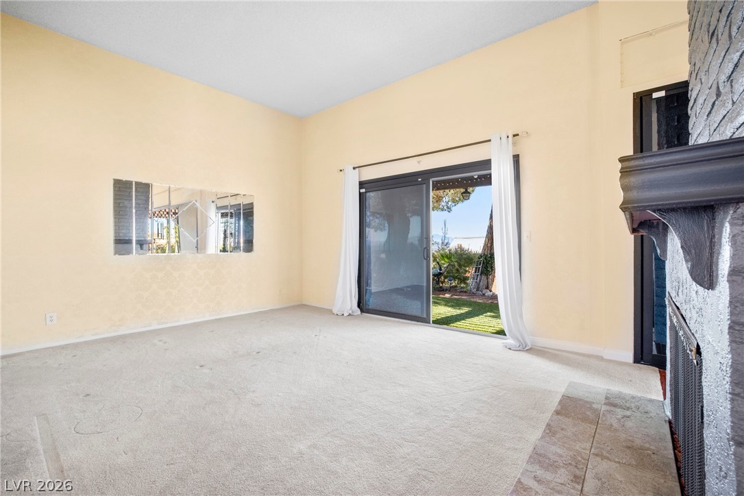 6744 Mountridge Drive