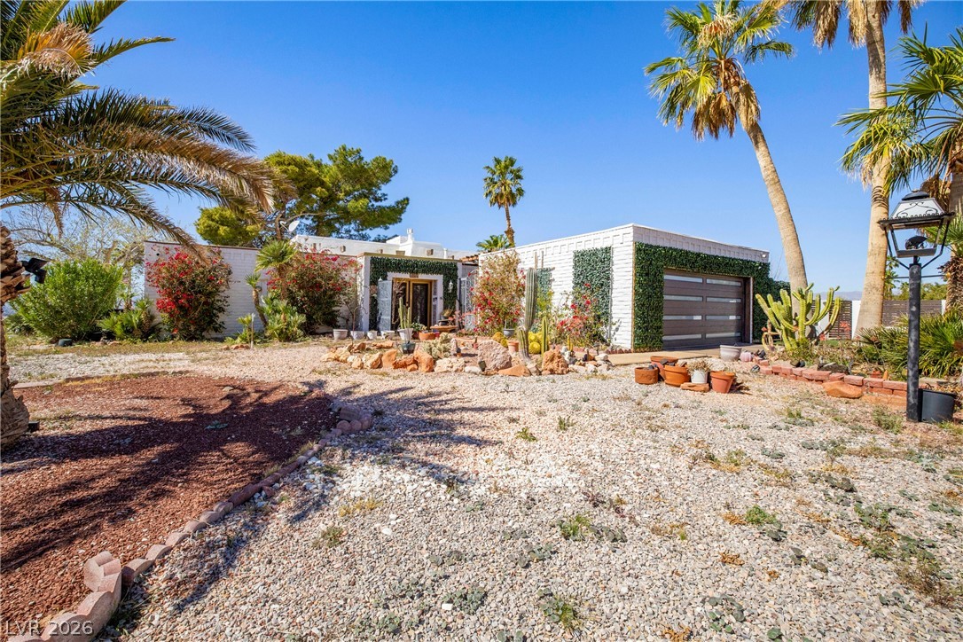 6744 Mountridge Drive