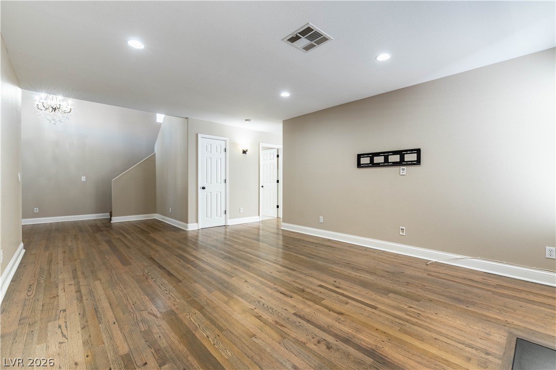 9813 Peseo Cresta Avenue