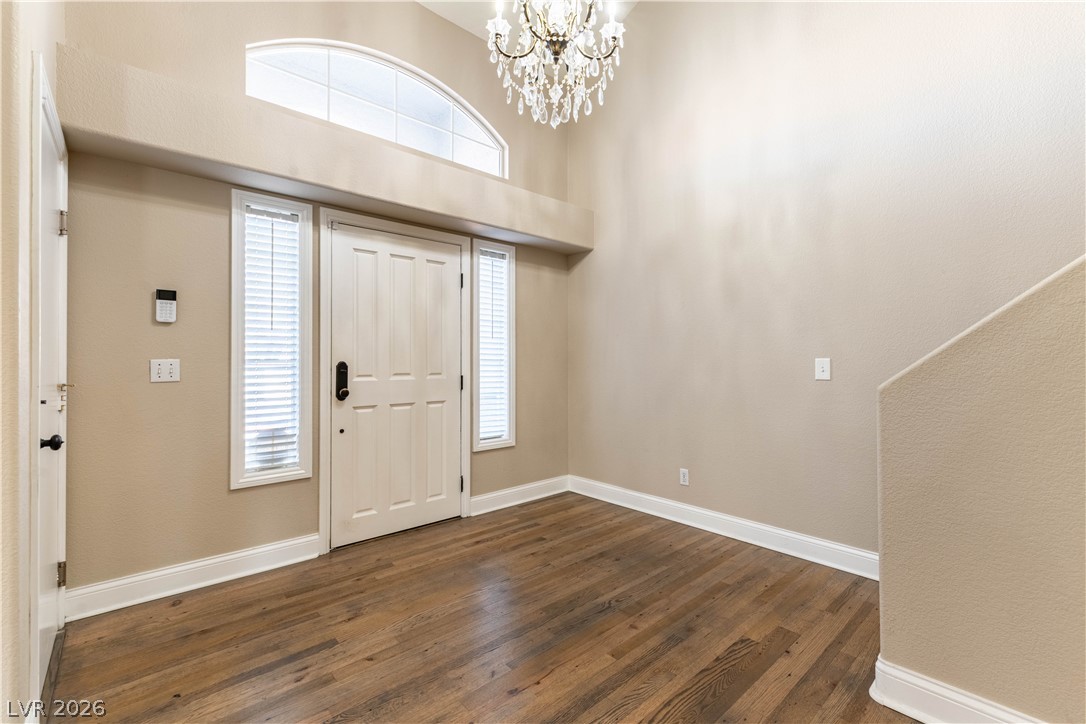 9813 Peseo Cresta Avenue