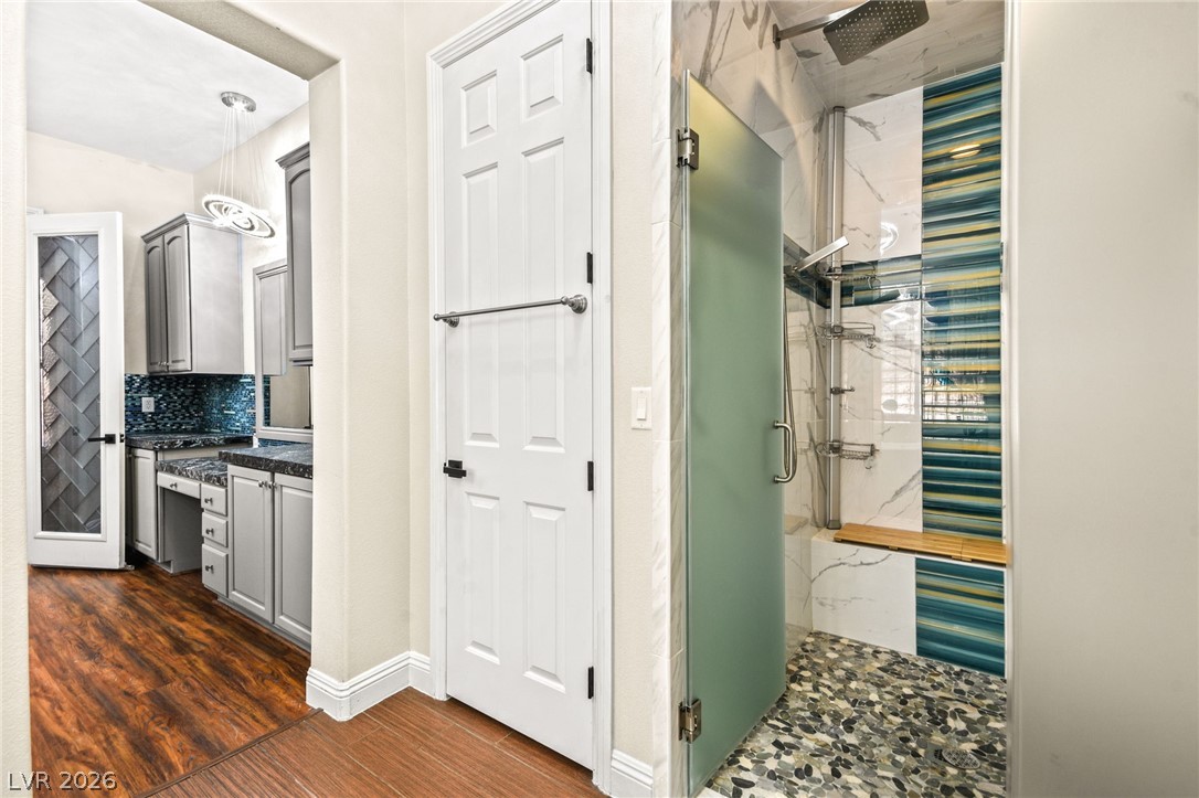 6907 May Basket Avenue