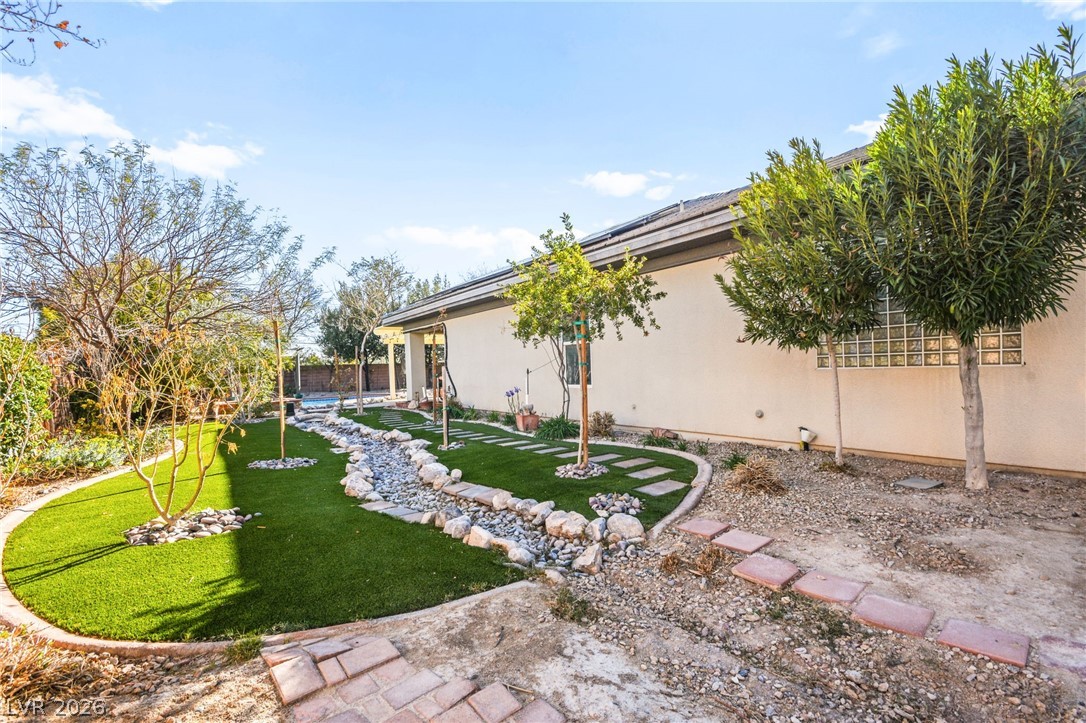 6907 May Basket Avenue