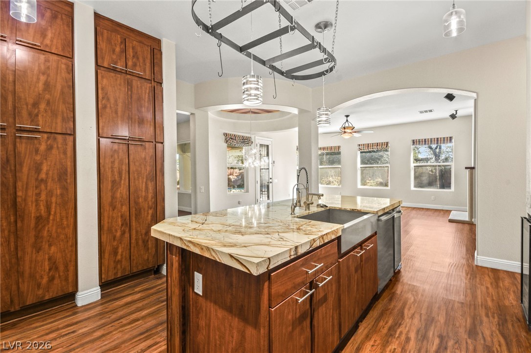 6907 May Basket Avenue