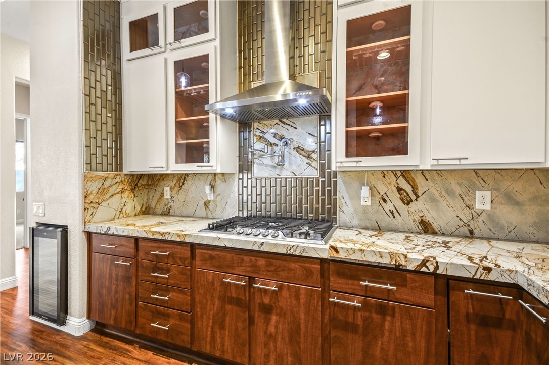 6907 May Basket Avenue