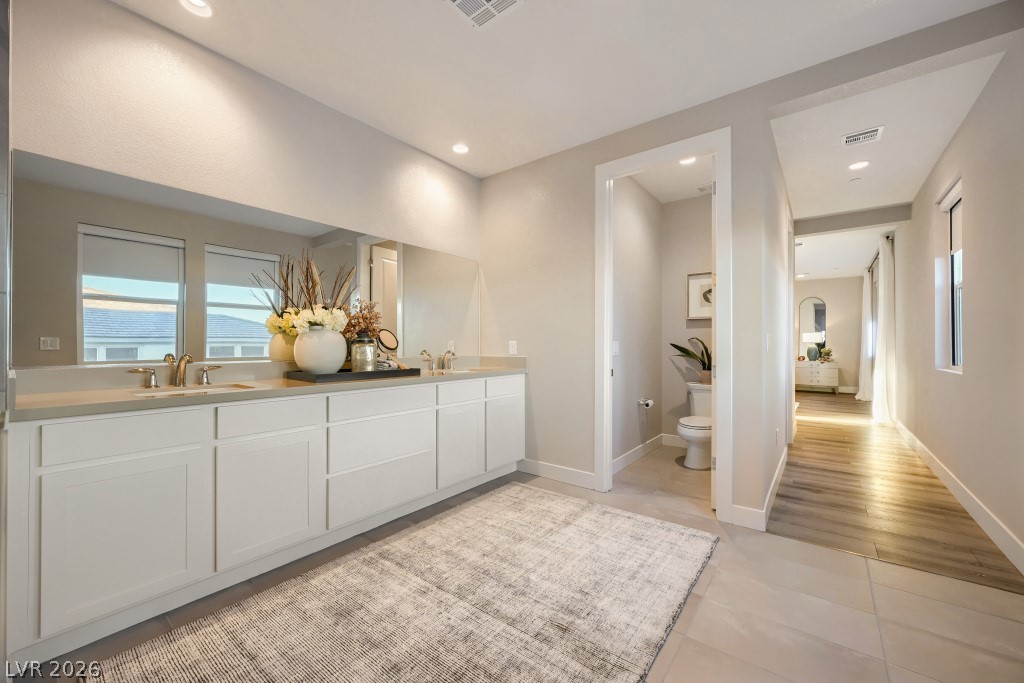 8984 Rolling Pietra Street