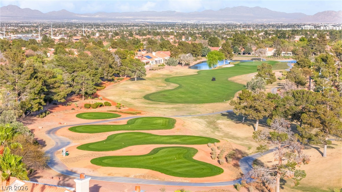 2900 Crown Ridge Drive