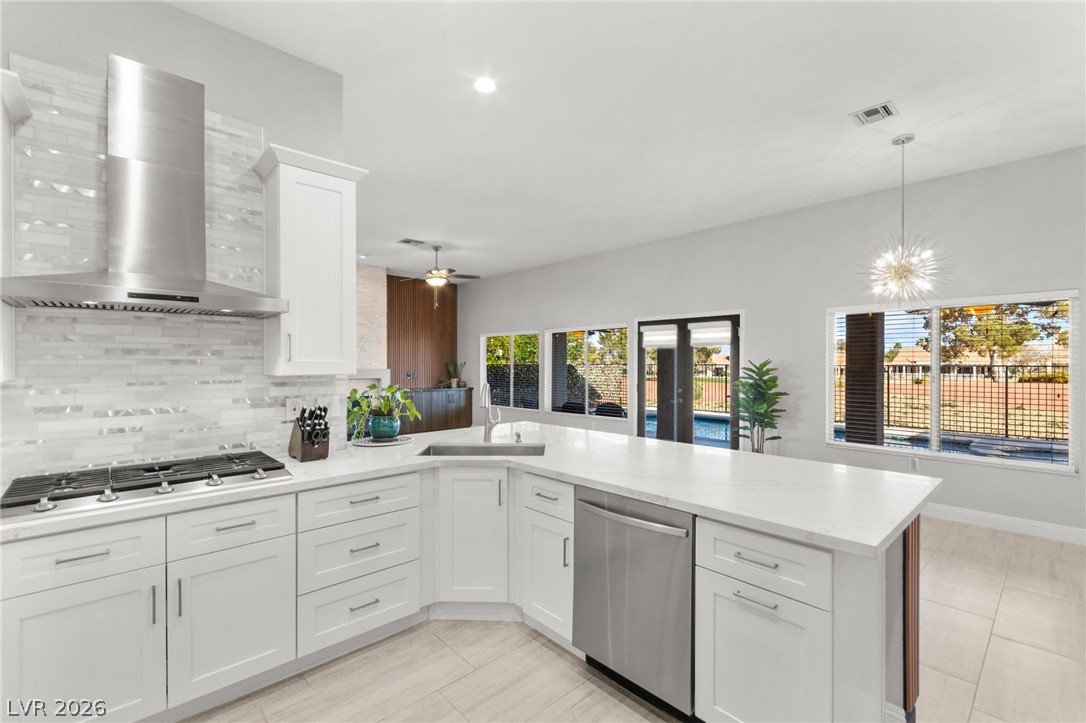 2900 Crown Ridge Drive