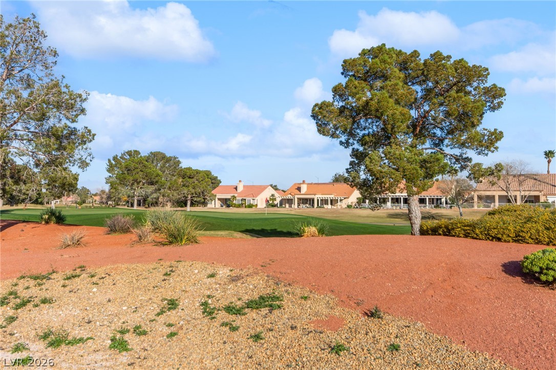 2900 Crown Ridge Drive