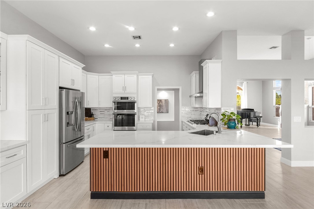 2900 Crown Ridge Drive