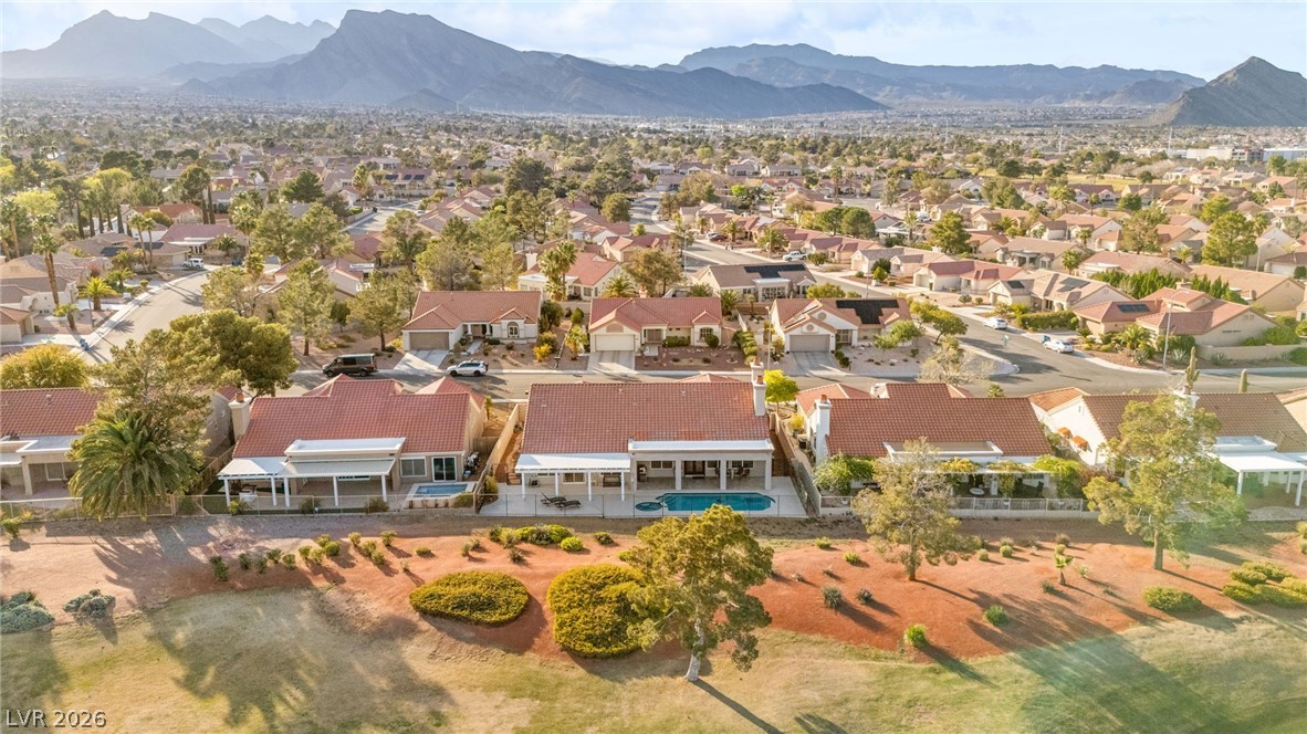 2900 Crown Ridge Drive