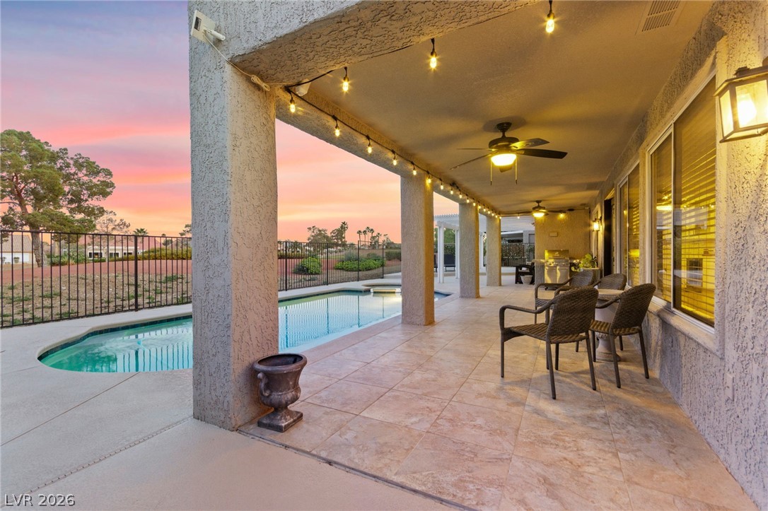 2900 Crown Ridge Drive