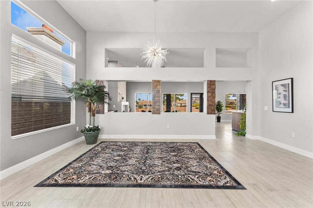 2900 Crown Ridge Drive