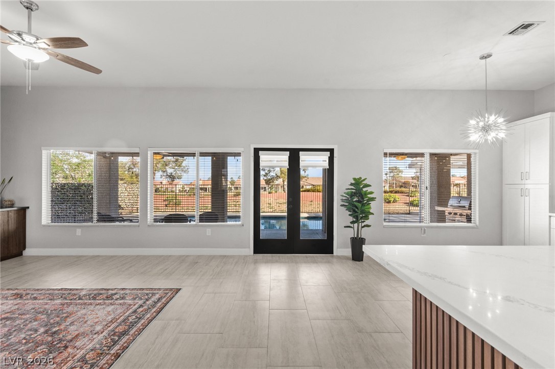 2900 Crown Ridge Drive