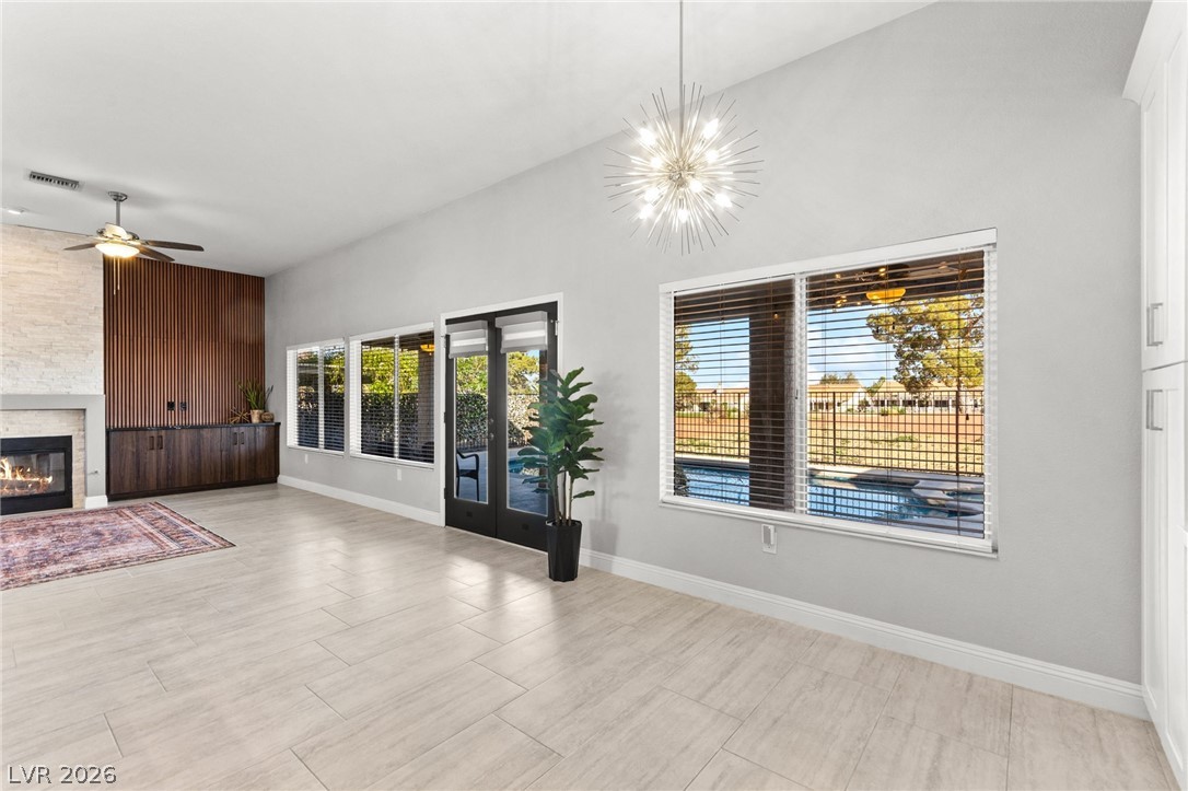 2900 Crown Ridge Drive