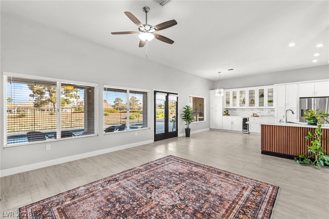 2900 Crown Ridge Drive