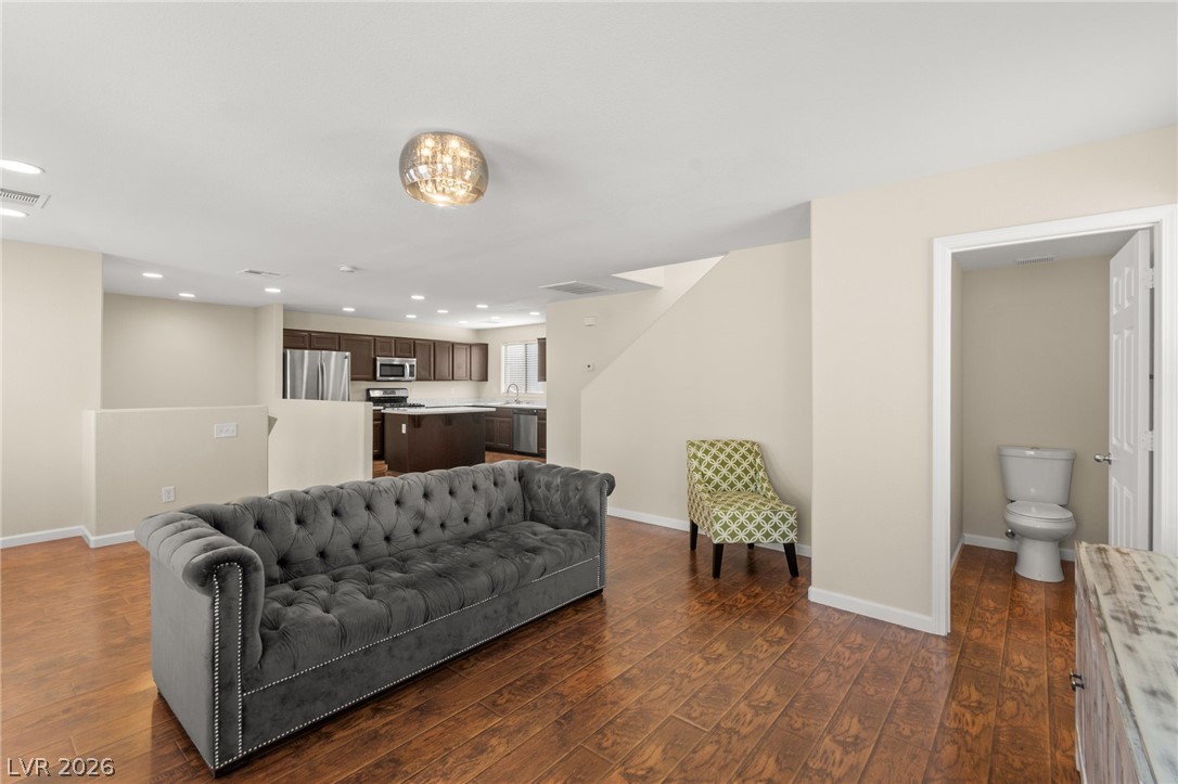 6984 Canary Ivy Way