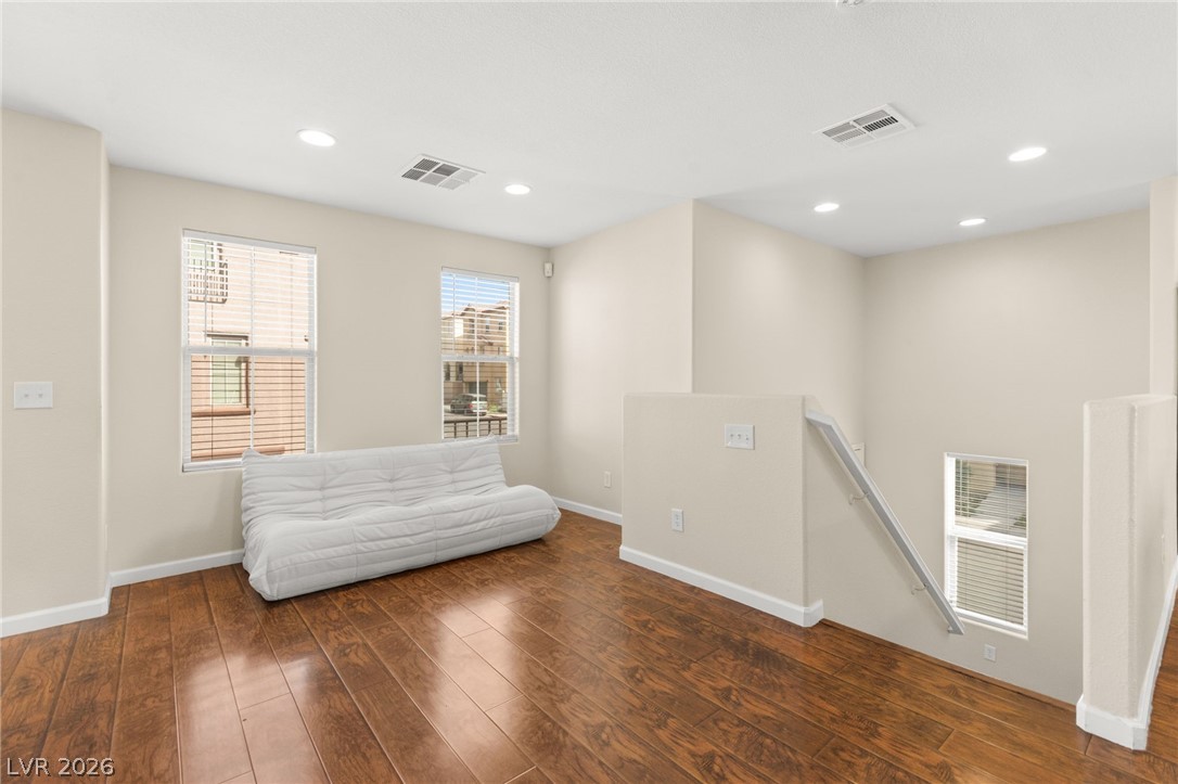 6984 Canary Ivy Way